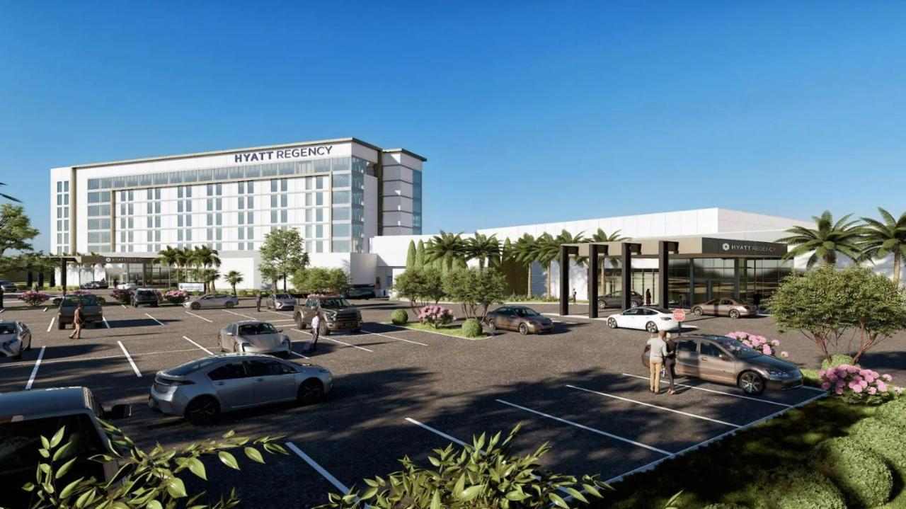 Hyatt Regency Baytown-Houston Hotel Exterior photo
