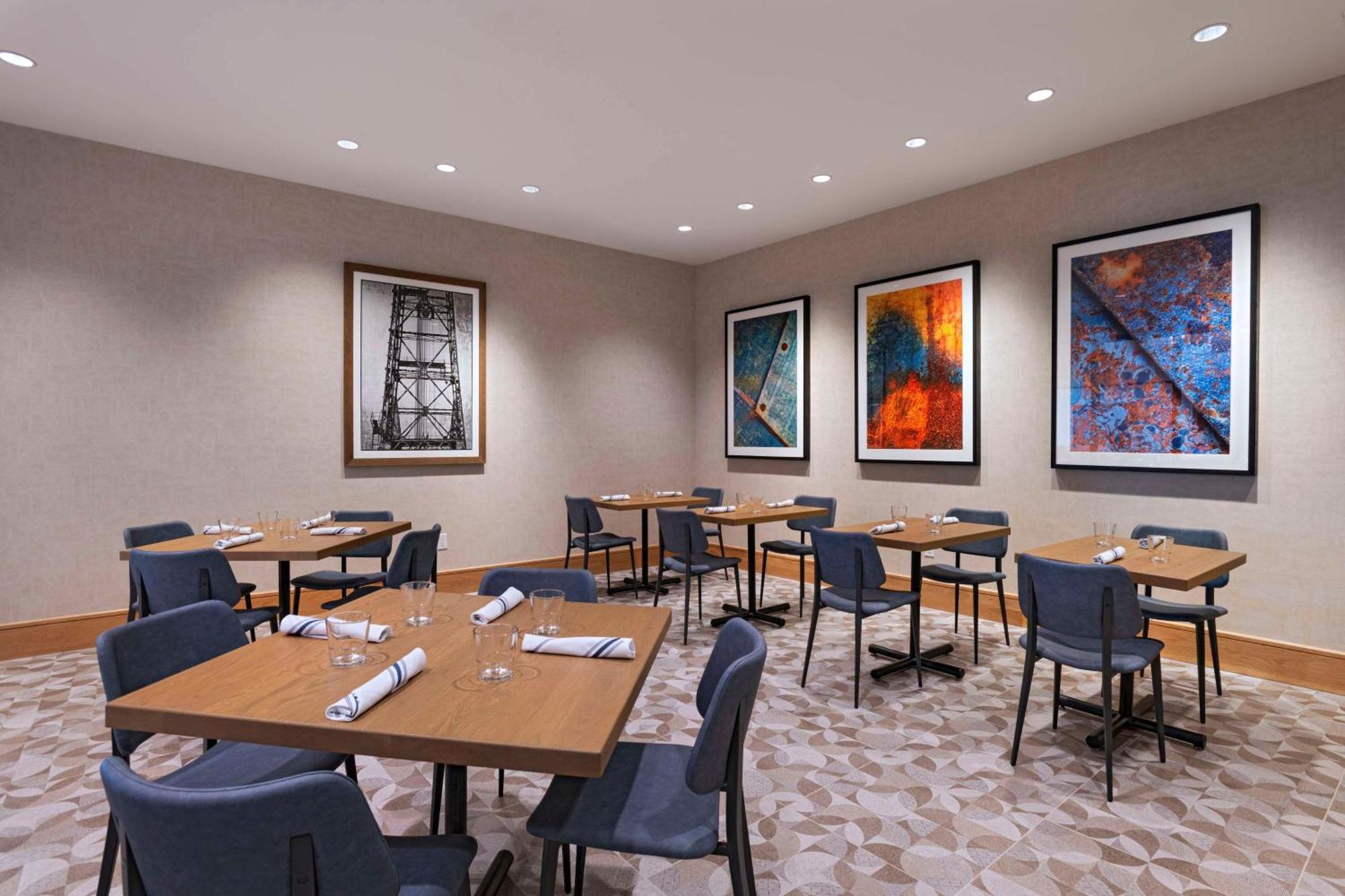 Hyatt Regency Baytown-Houston Hotel Exterior photo